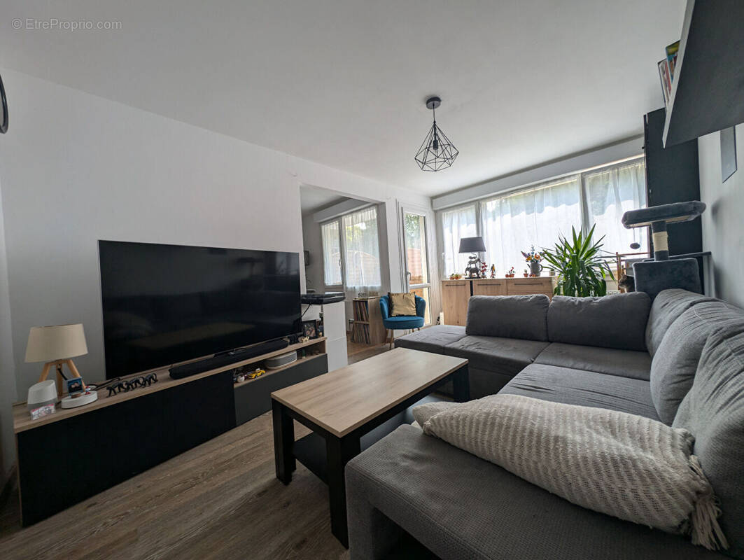 Appartement à HEROUVILLE-SAINT-CLAIR