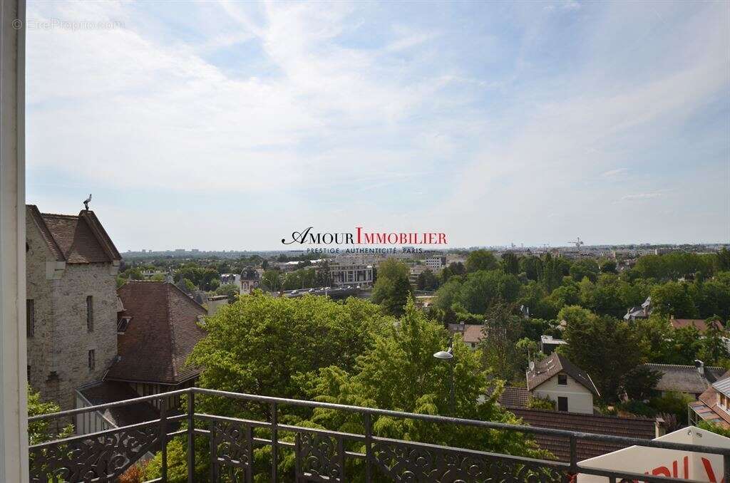 Maison à CHENNEVIERES-SUR-MARNE