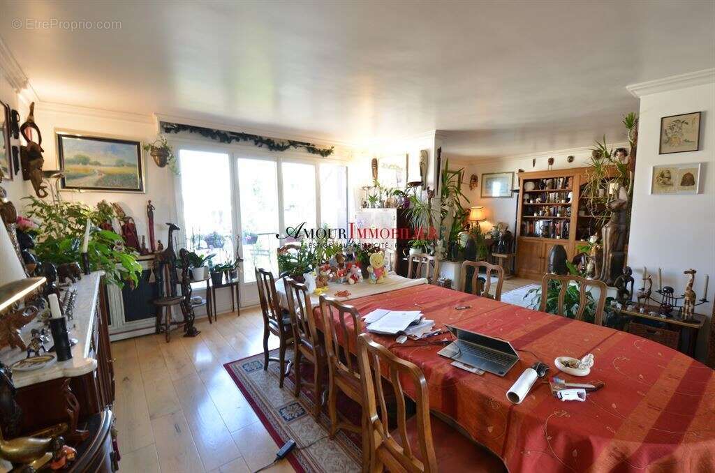 Appartement à ASNIERES-SUR-SEINE