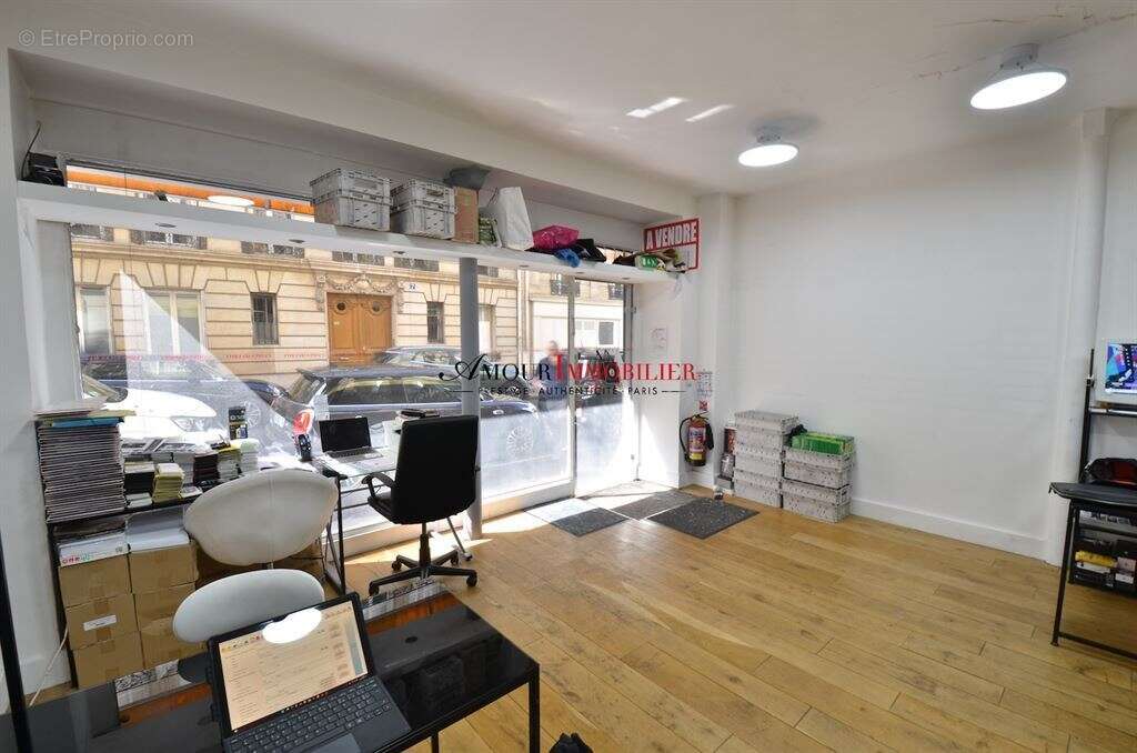 Appartement à PARIS-8E