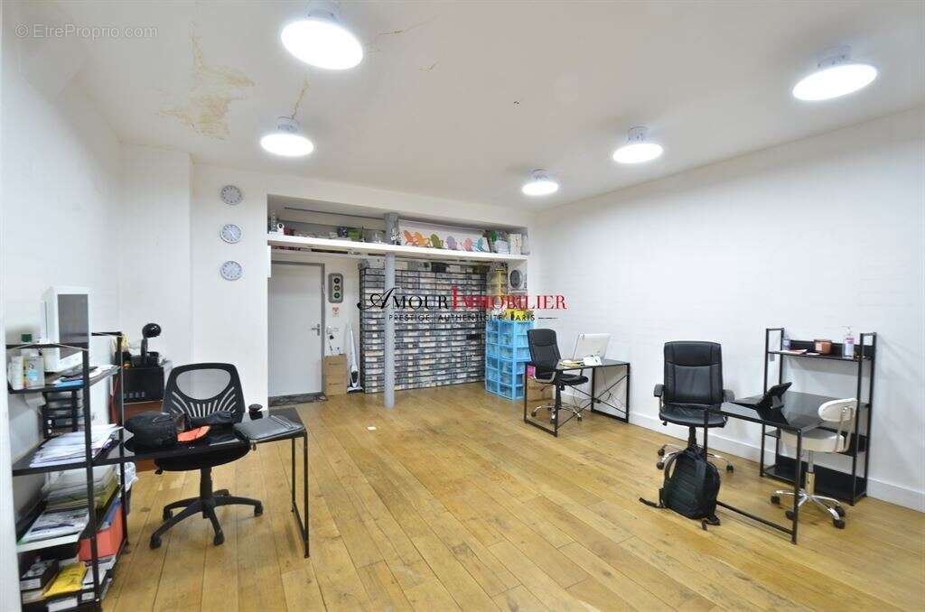 Appartement à PARIS-8E