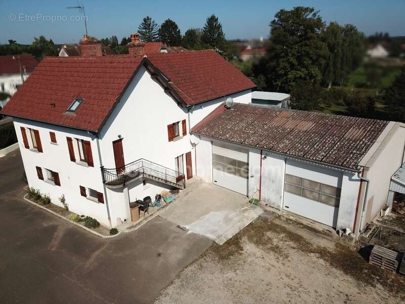 Maison à AUXONNE