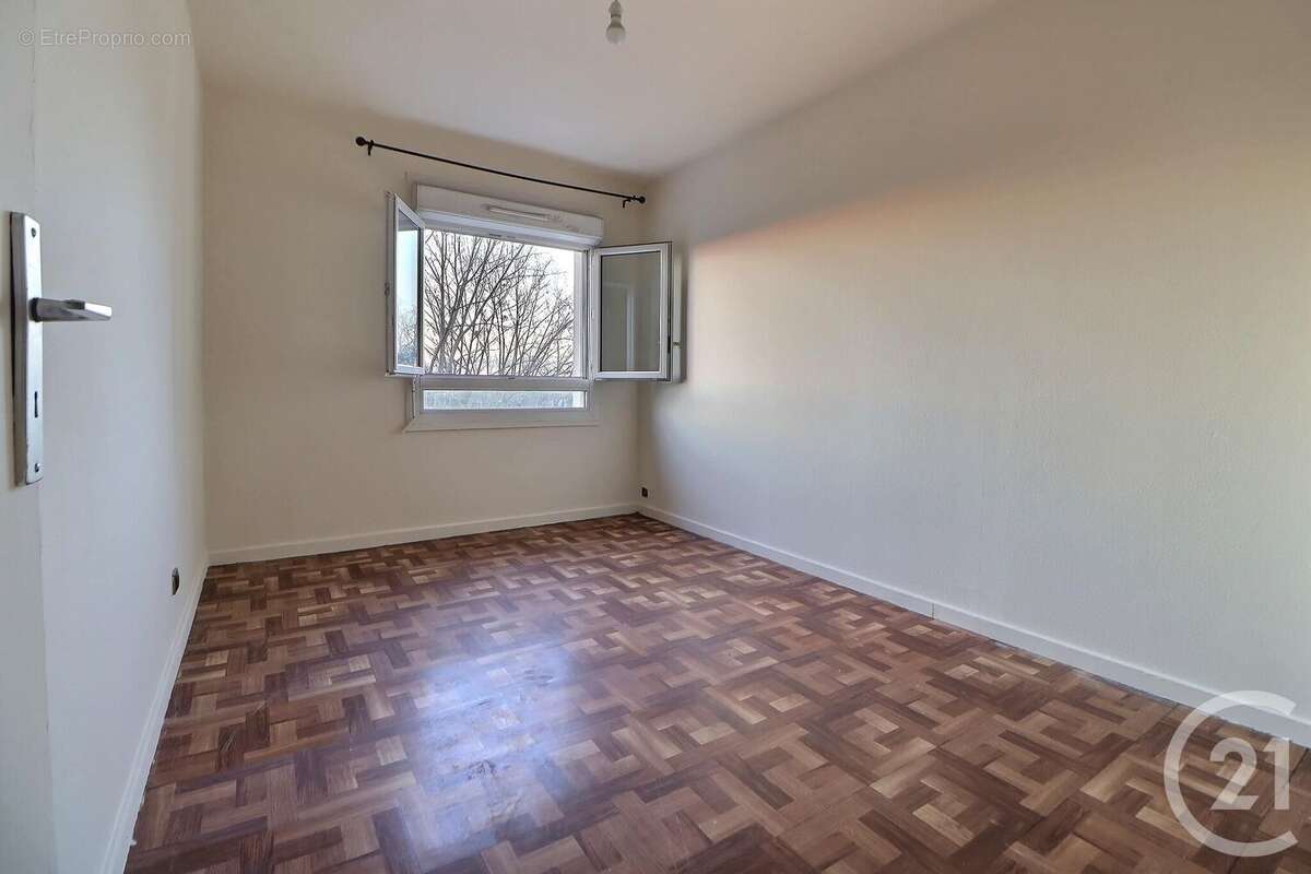 Appartement à AULNAY-SOUS-BOIS