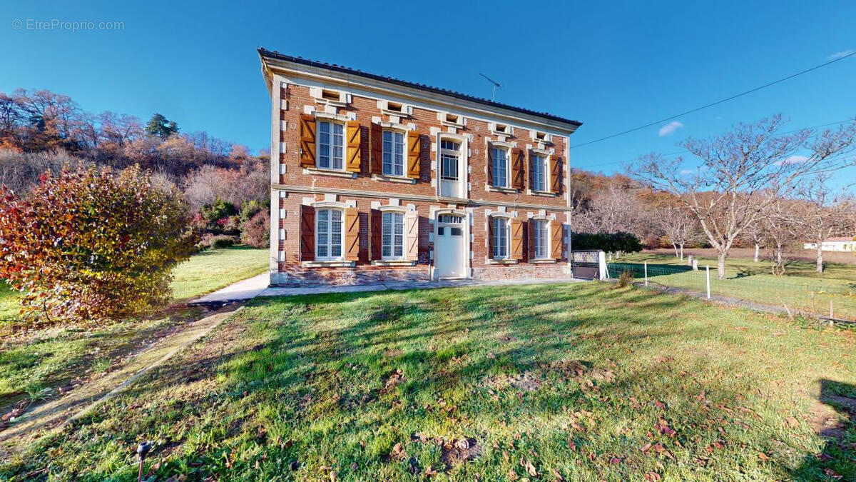 Maison à MOISSAC