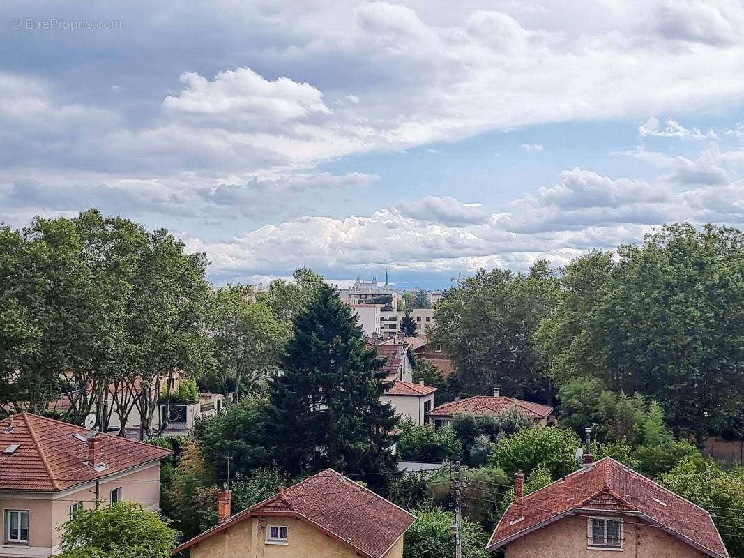 Appartement à CALUIRE-ET-CUIRE