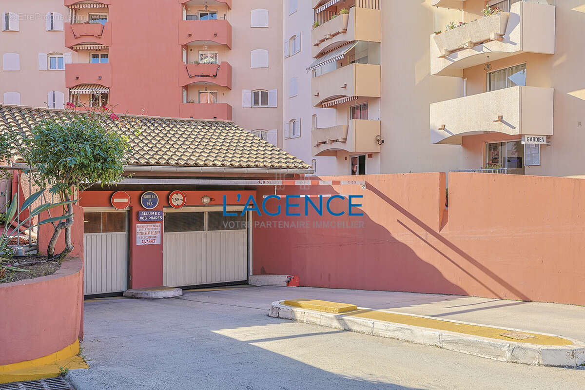 Appartement à HYERES