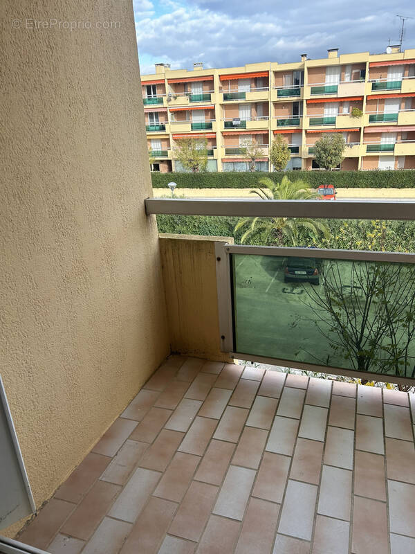 Appartement à BORMES-LES-MIMOSAS