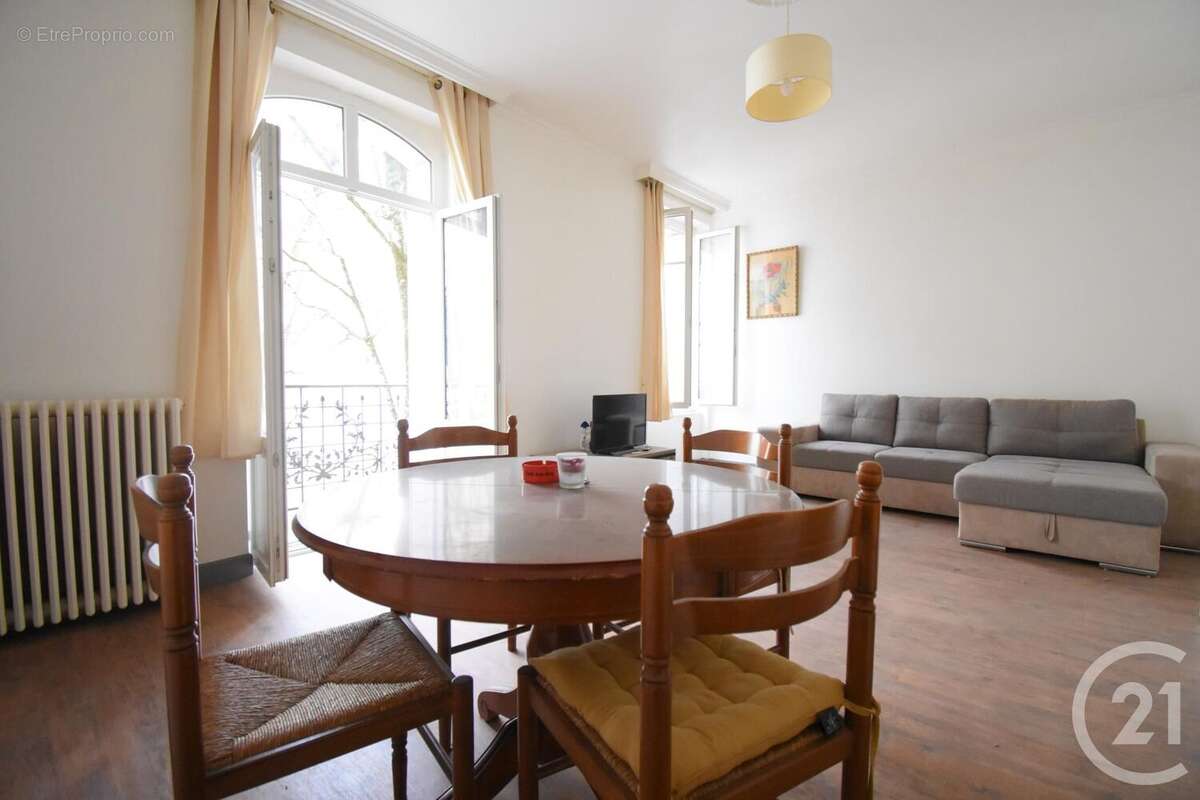 Appartement à VICHY