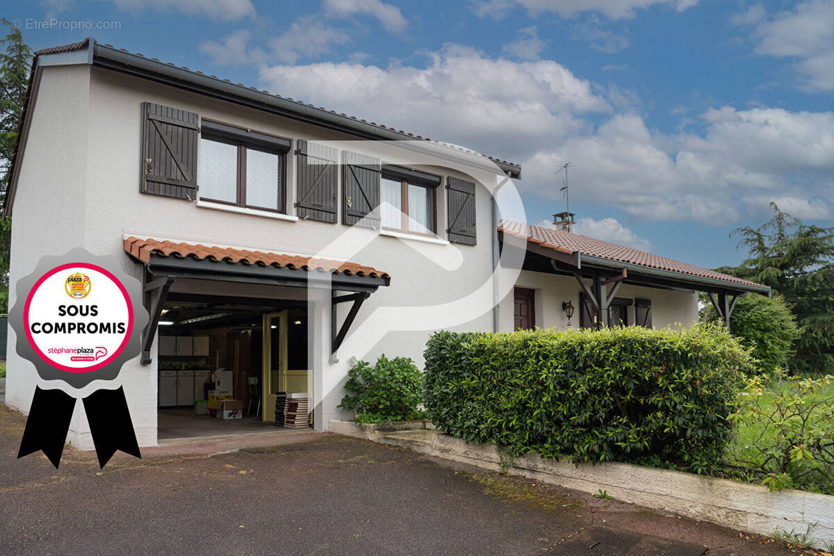 Maison à MONTAGNY