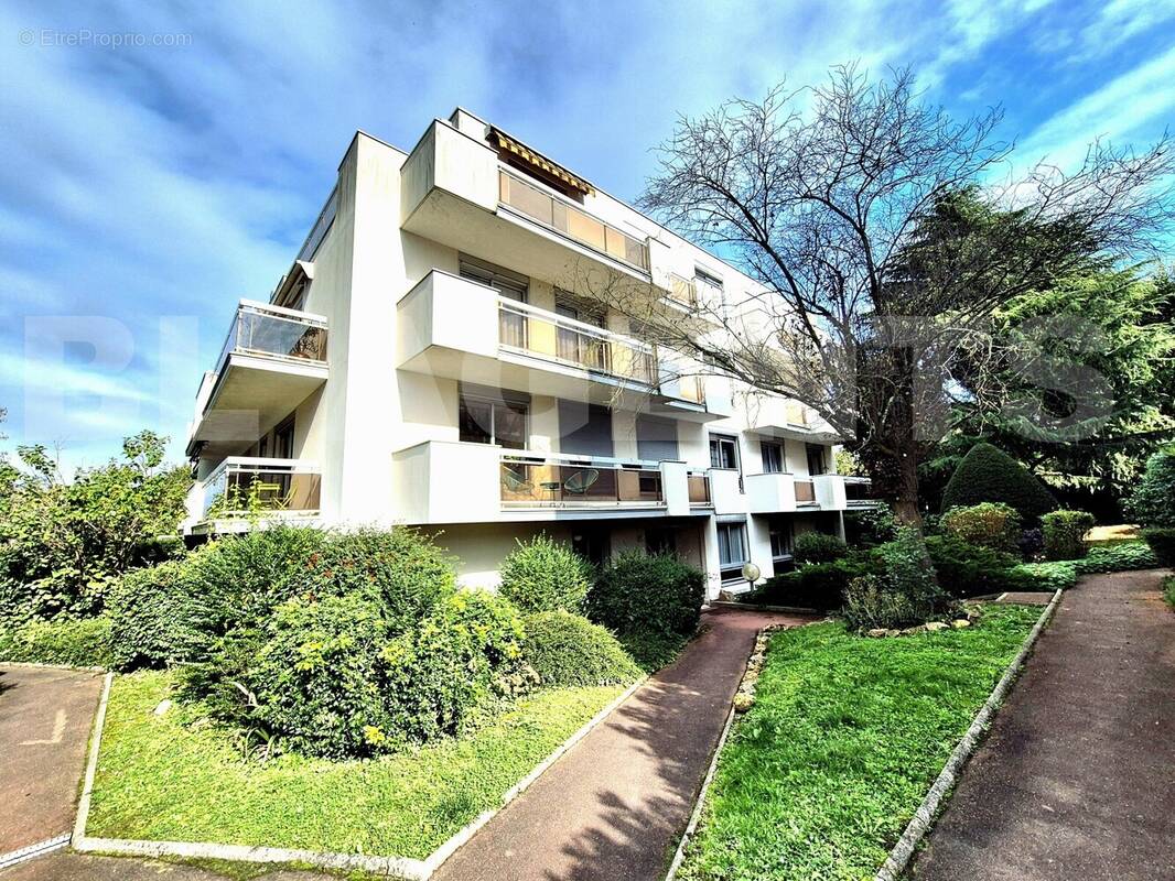 copro 81 - Appartement à LE RAINCY