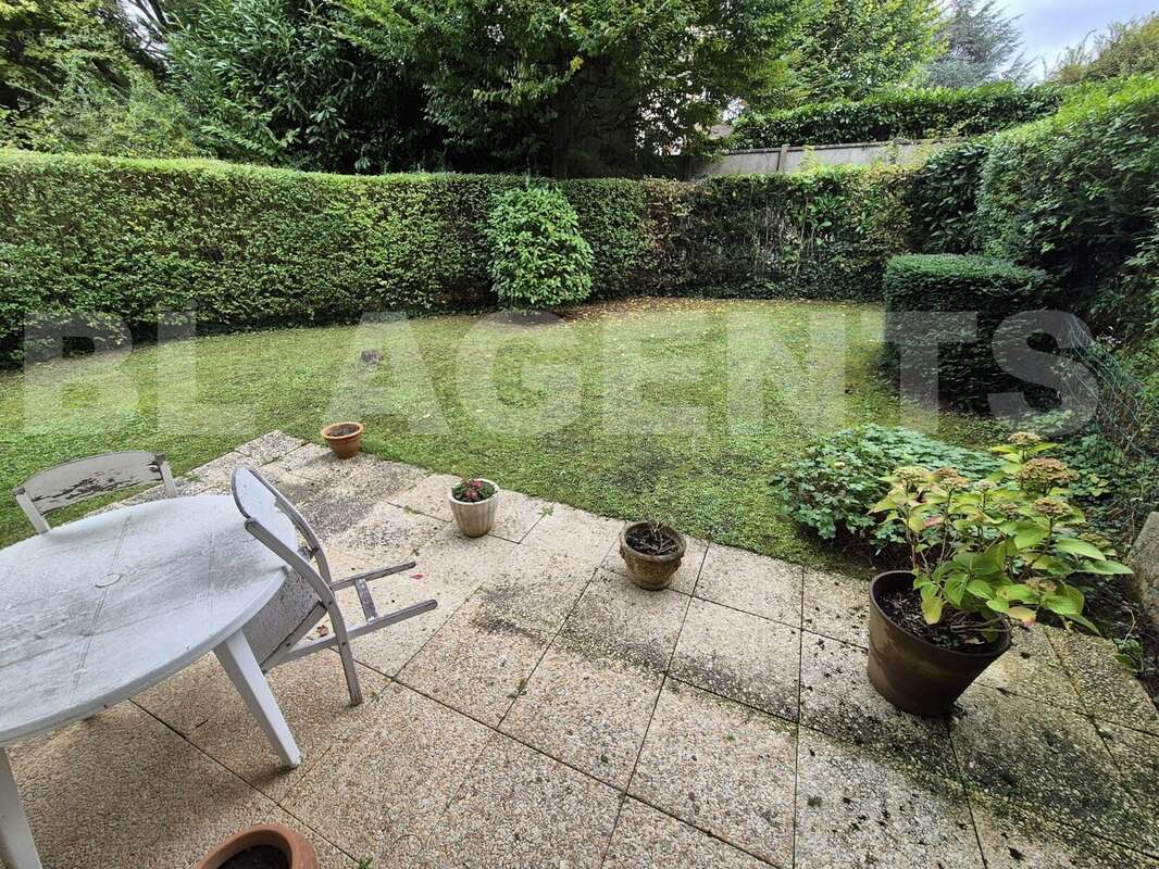 terrasse jardin - Appartement à LE RAINCY