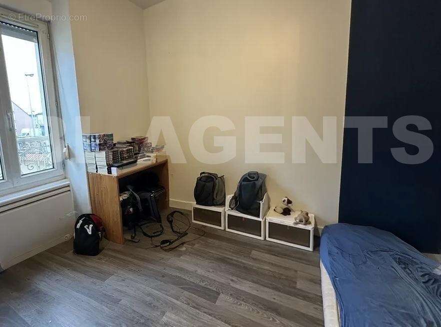 hoqi-c7456ec511924e938f9ecb1758518aee - Appartement à MEAUX