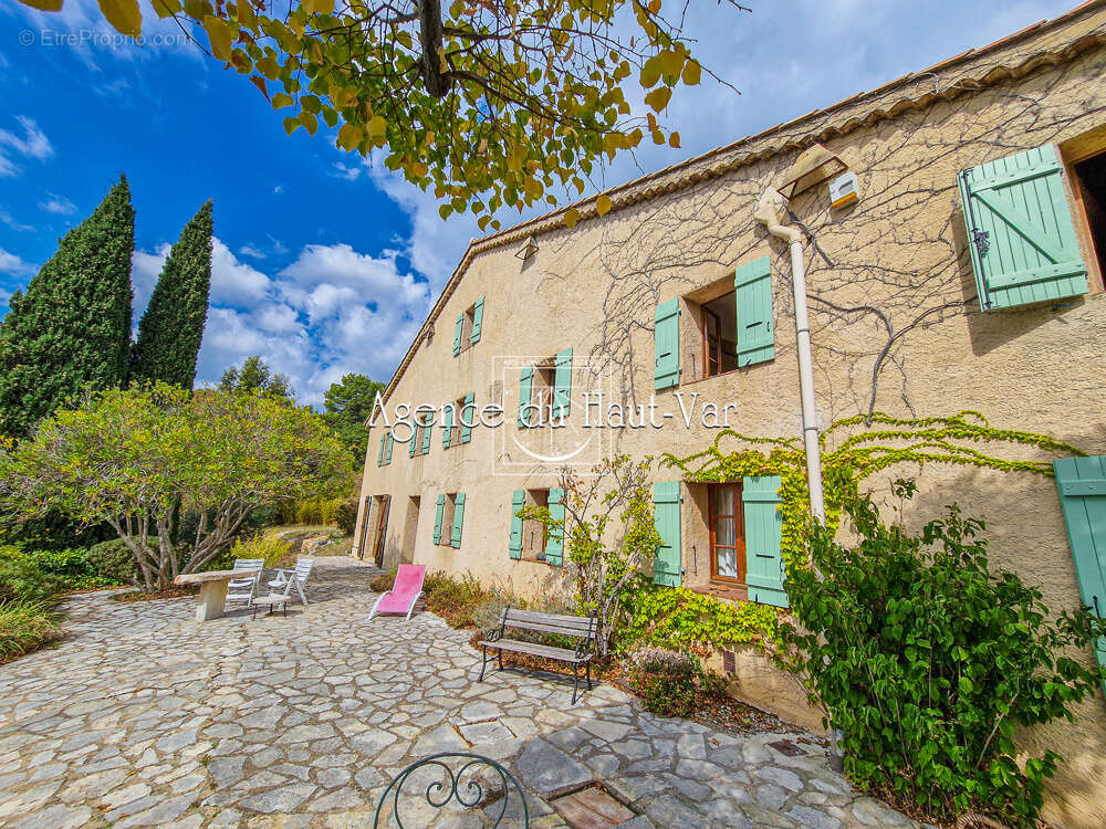 Maison à SEILLANS