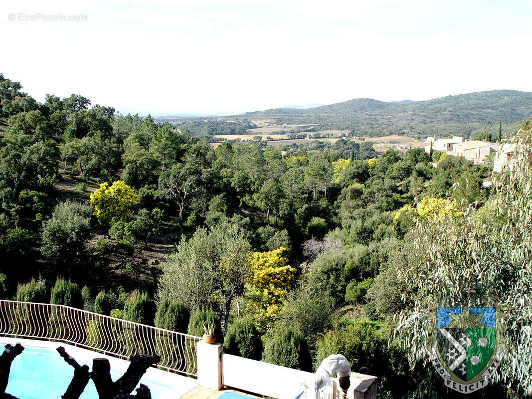 Maison à LA LONDE-LES-MAURES