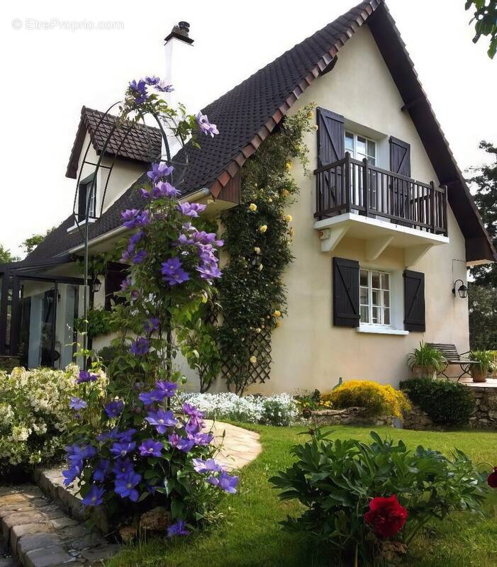 Maison à LES LOGES-EN-JOSAS