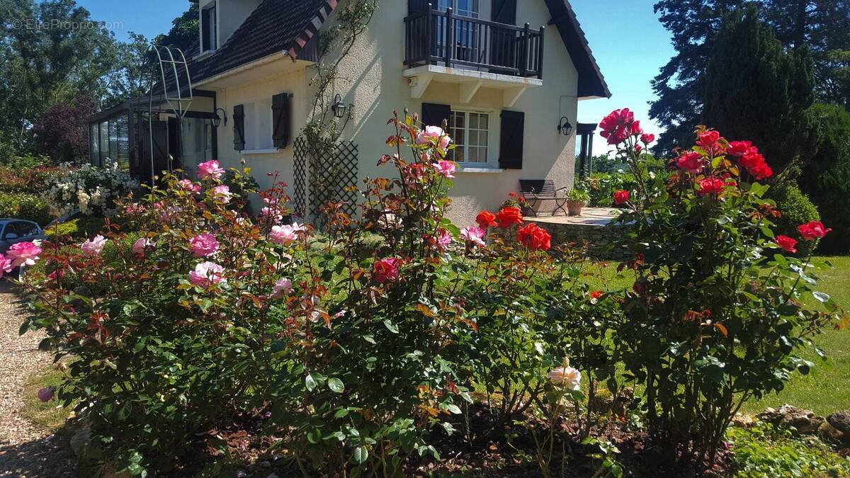 Maison à LES LOGES-EN-JOSAS