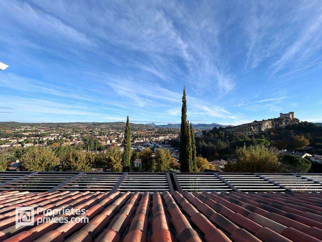 Appartement à VAISON-LA-ROMAINE