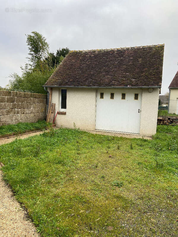 Maison à SAINT-AMAND-LONGPRE