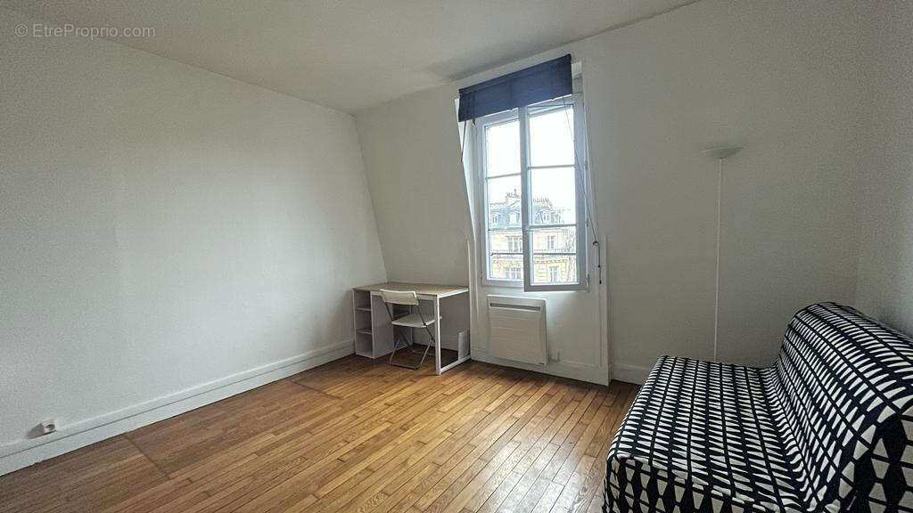 Appartement à PARIS-8E