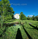 Photo 1 - Maison à MONTROND-LES-BAINS