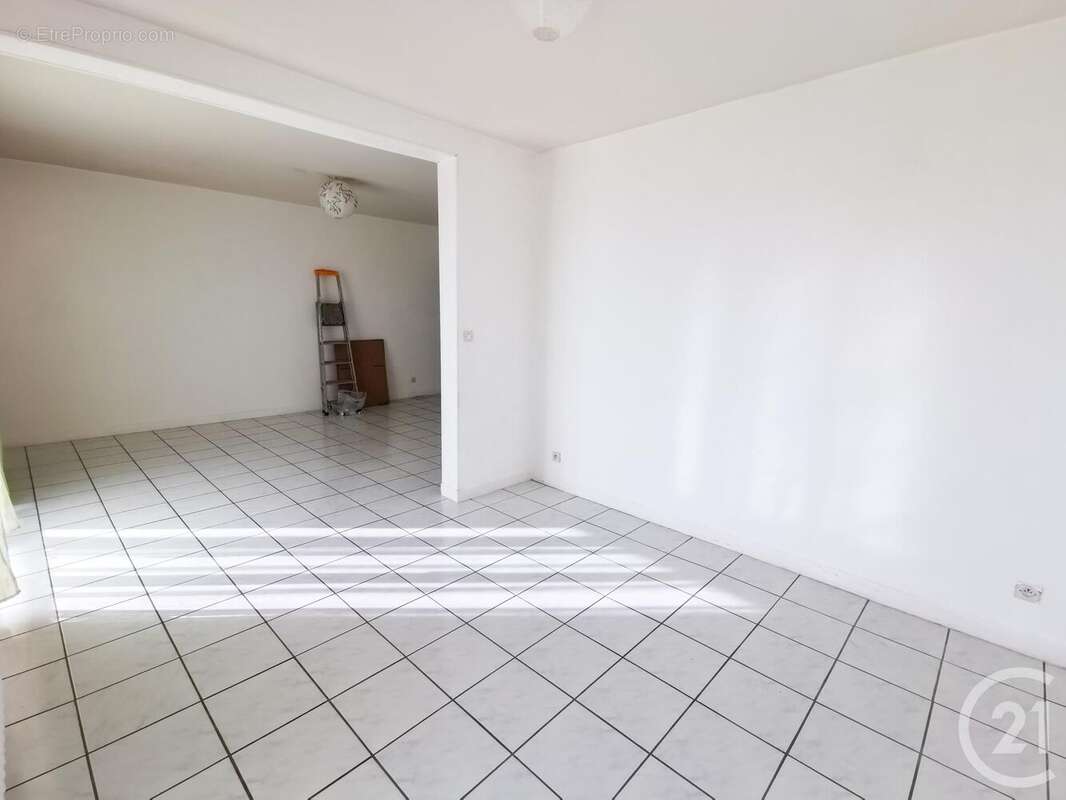 Appartement à COLOMIERS