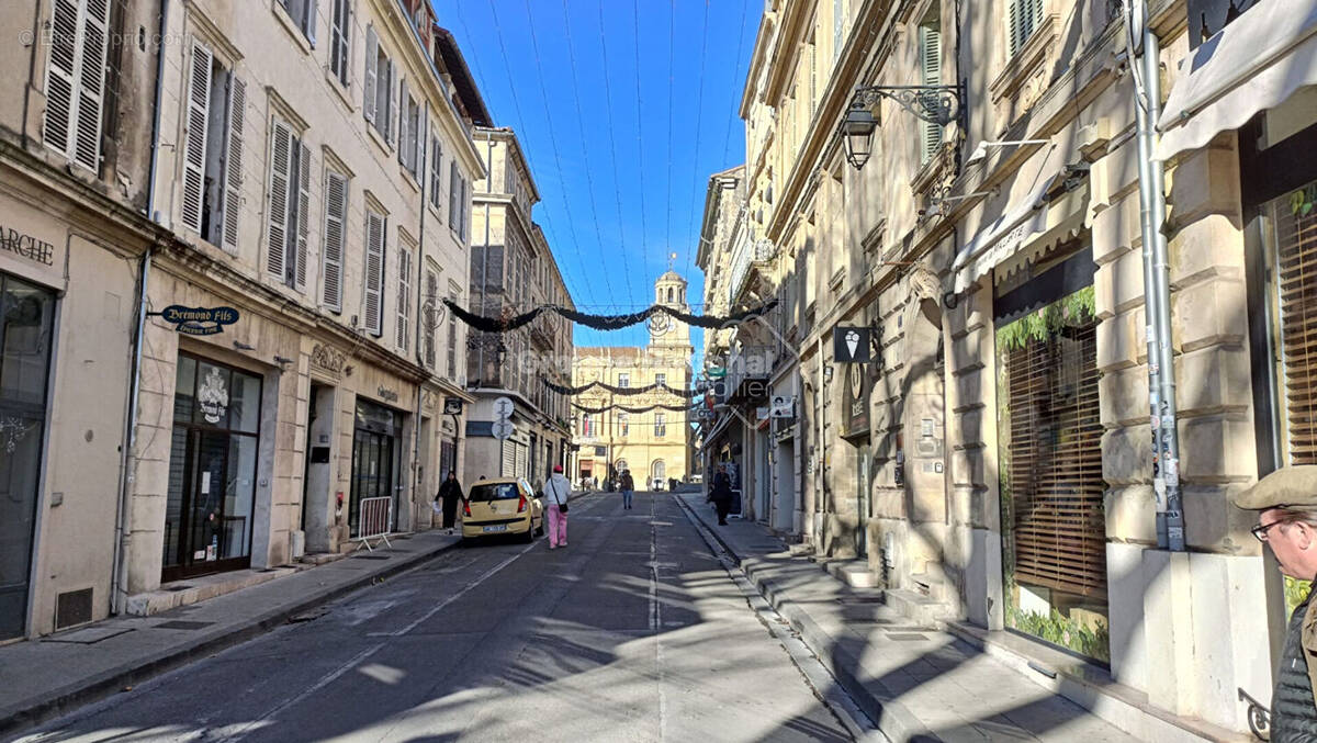 Commerce à ARLES