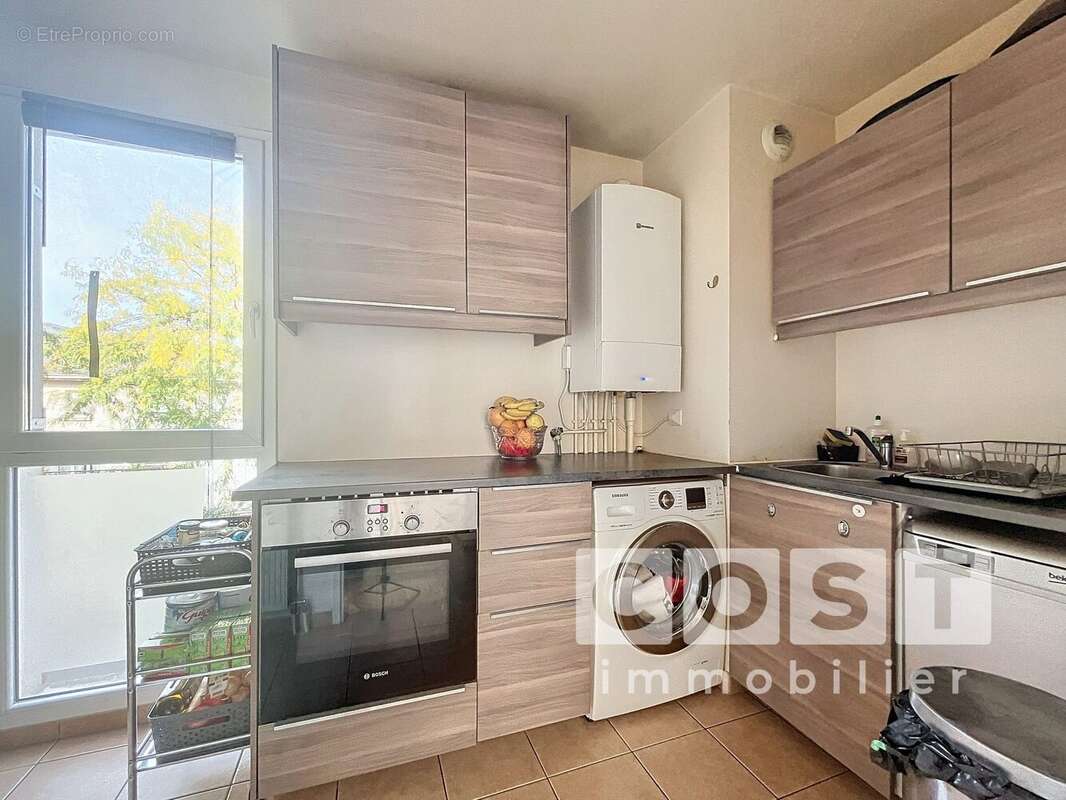 Appartement à GENNEVILLIERS