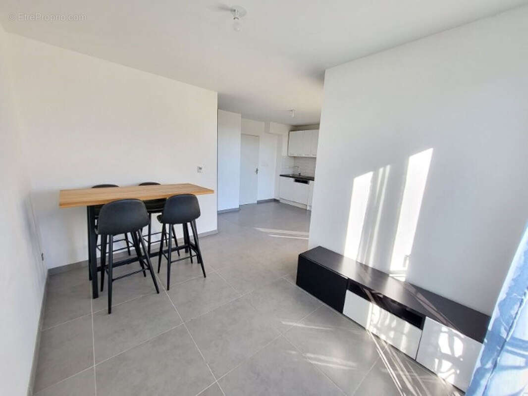 Appartement à HYERES