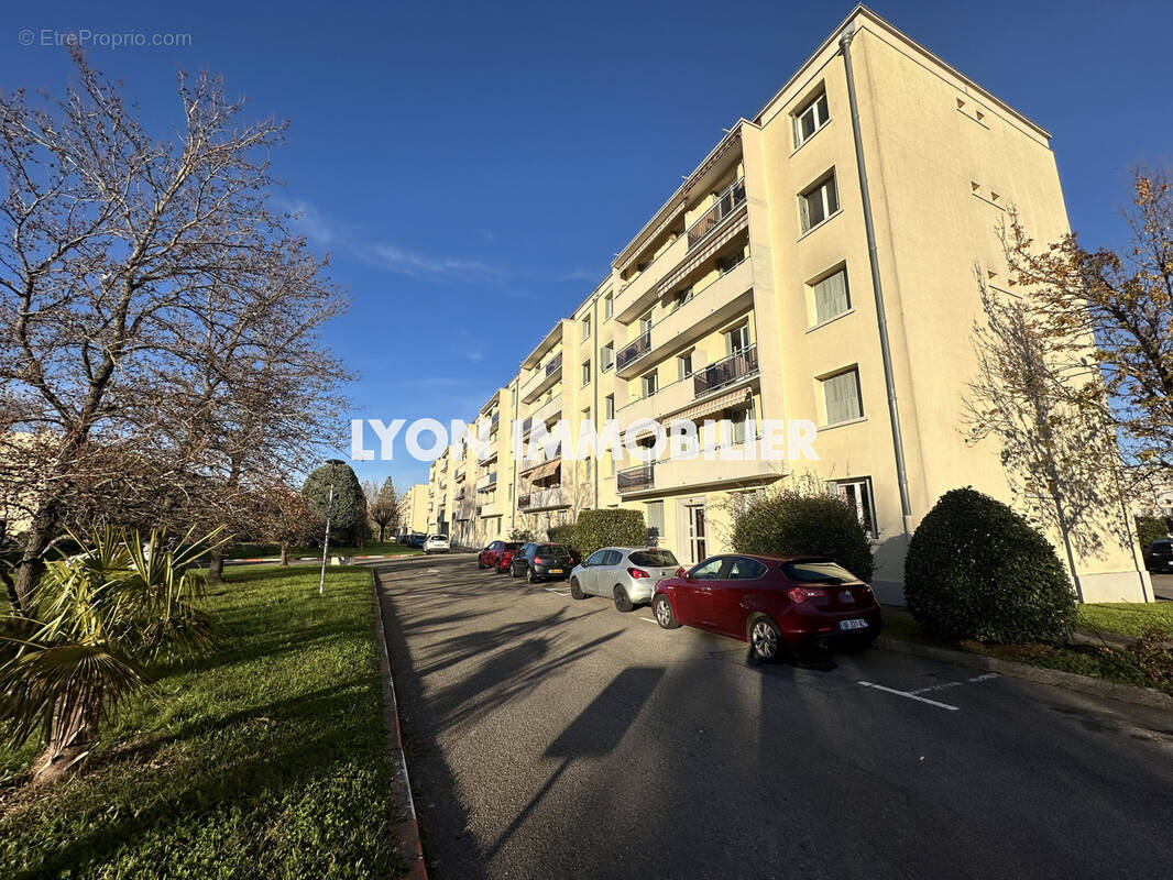 Appartement à SAINT-PRIEST