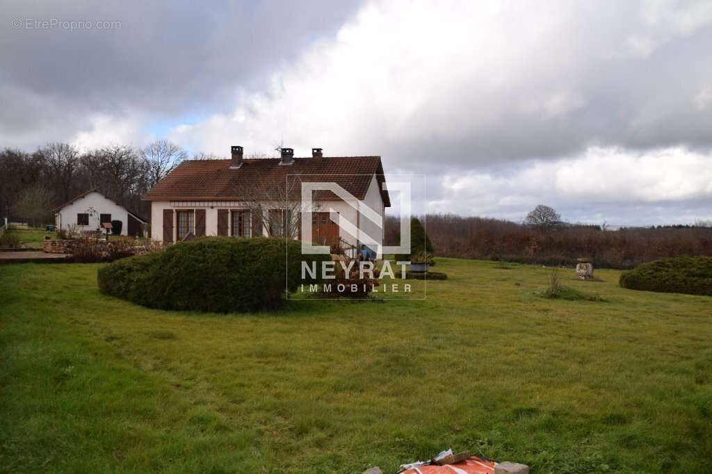 Maison à ARNAY-LE-DUC