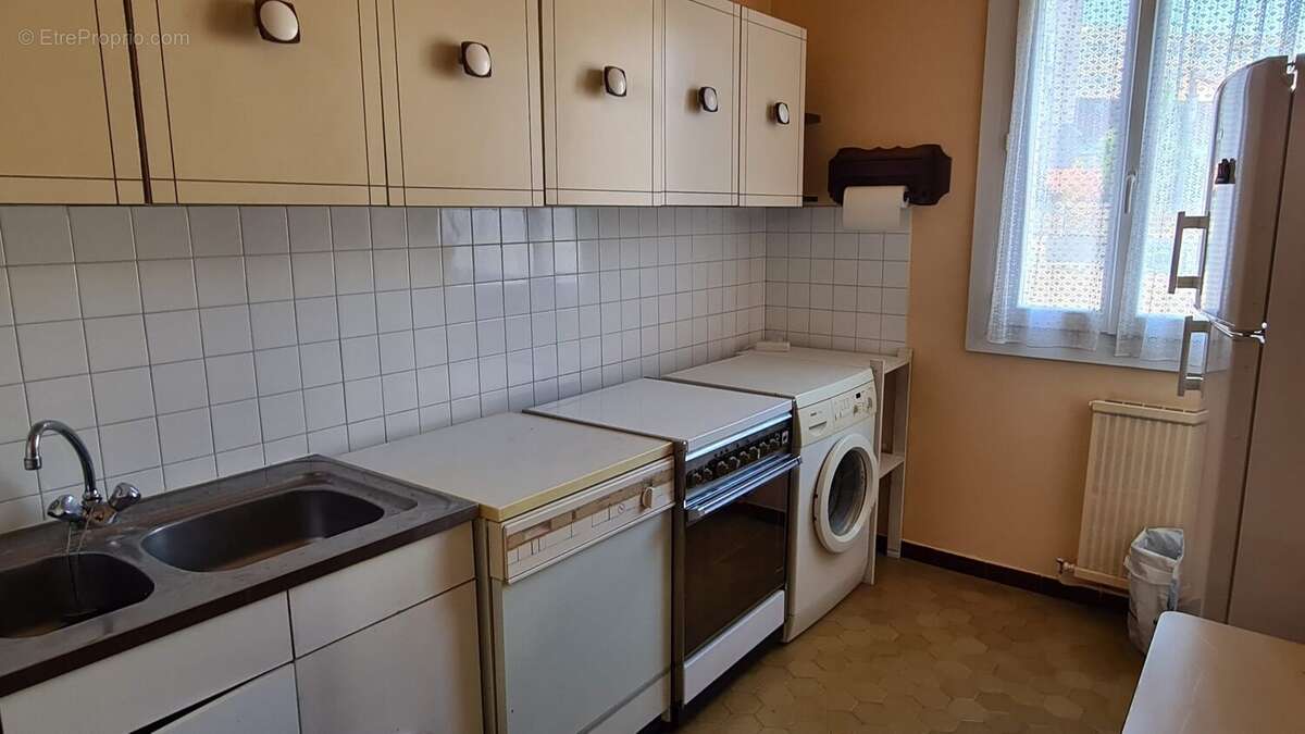 Appartement à SAINT-ETIENNE