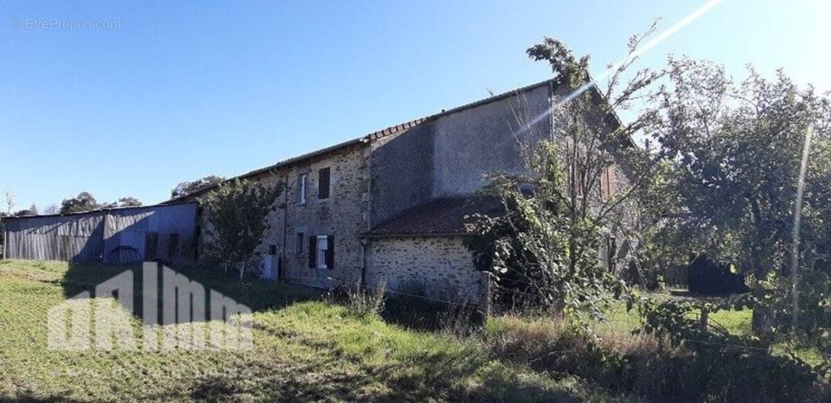 Maison à SAINT-PARDOUX