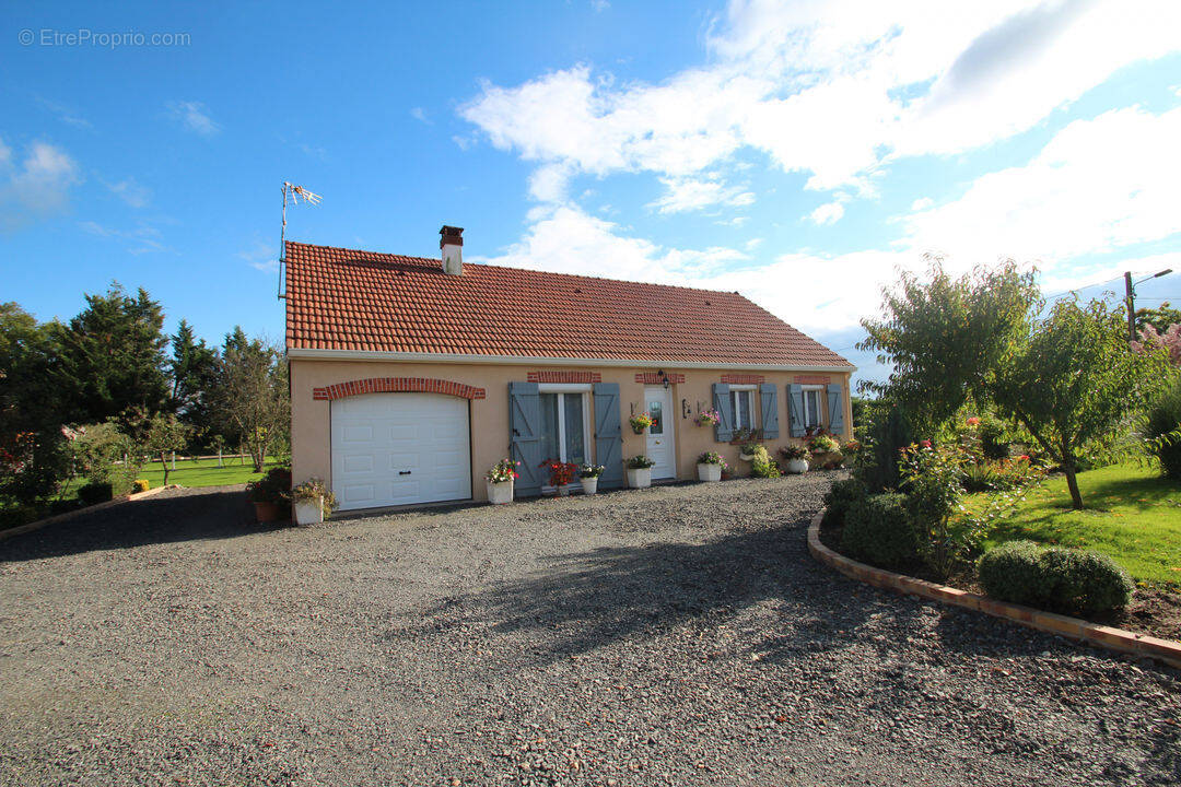 Maison à SAINT-HILAIRE-FONTAINE