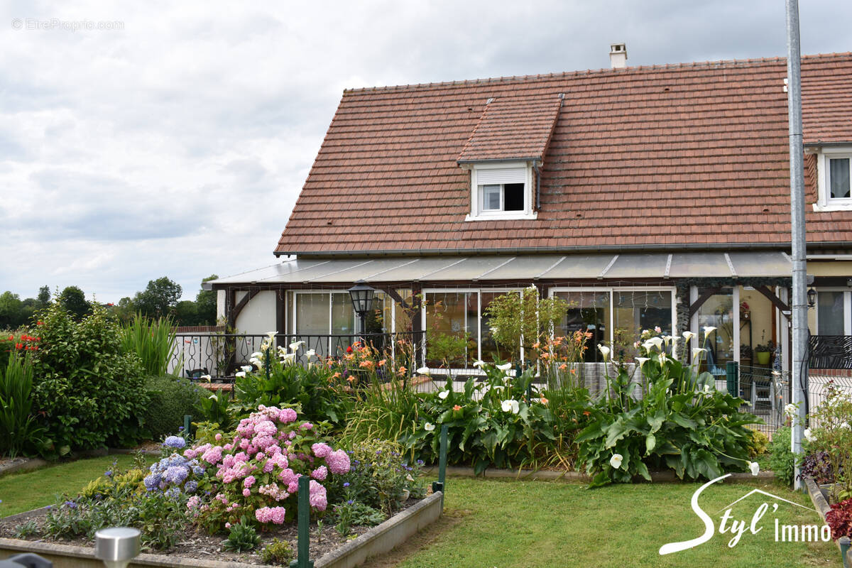 Maison à LIEUREY