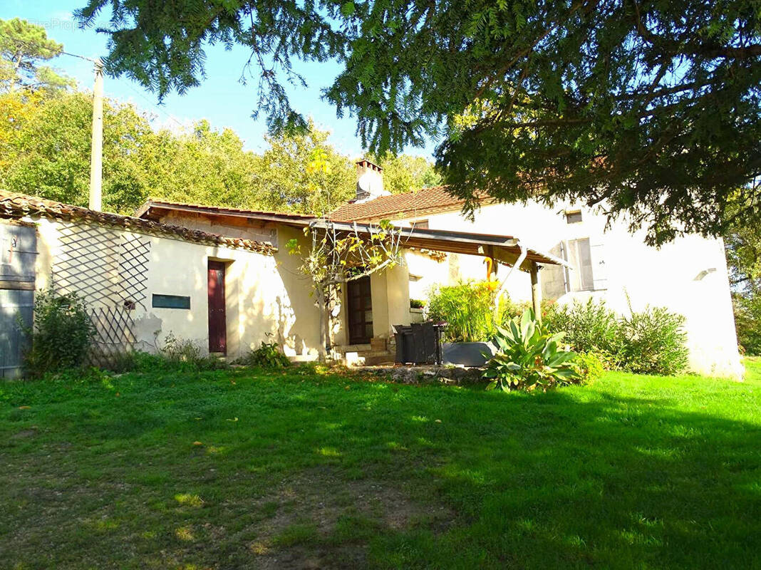 Maison à BOURGNAC