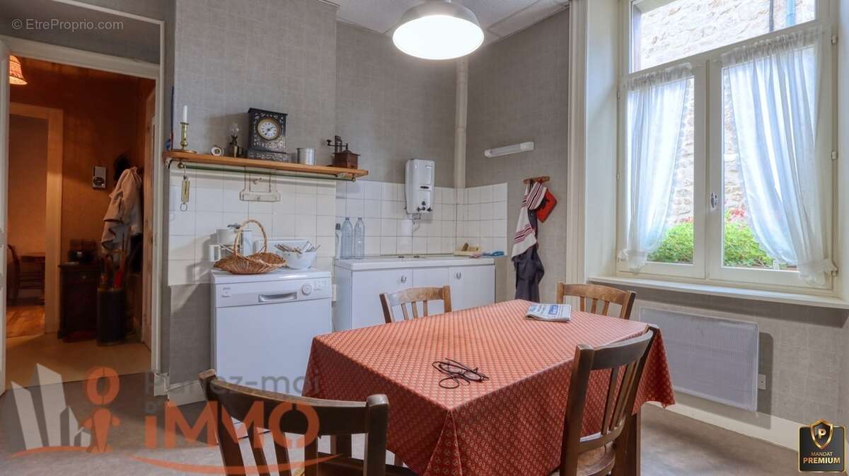 Appartement à USSON-EN-FOREZ