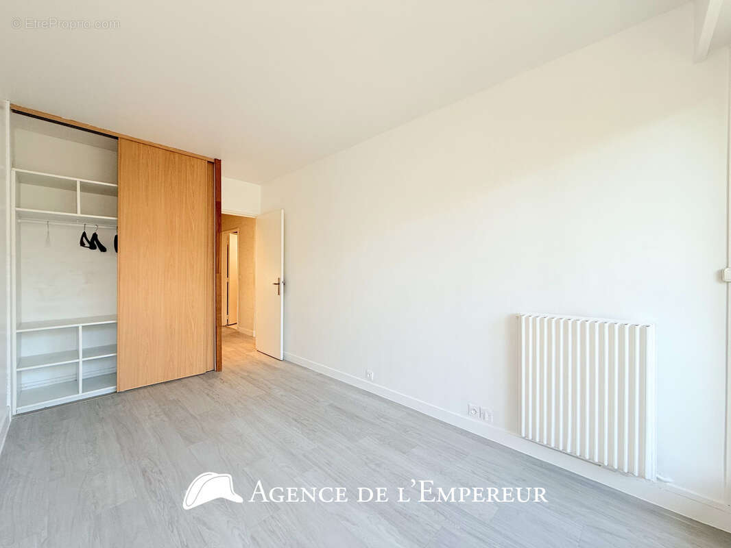 Appartement à NANTERRE