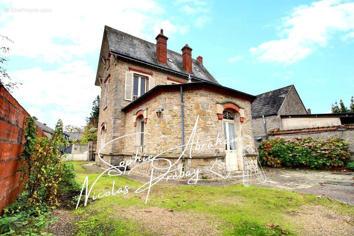 Maison à ANGERVILLE