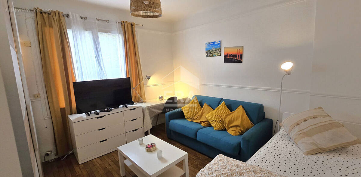 Appartement à COLOMBES