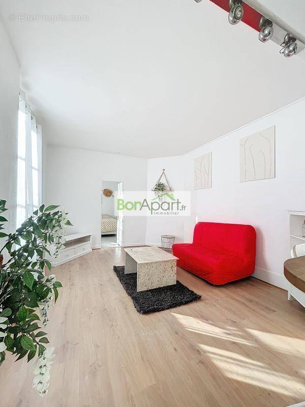 Appartement à CORBEIL-ESSONNES