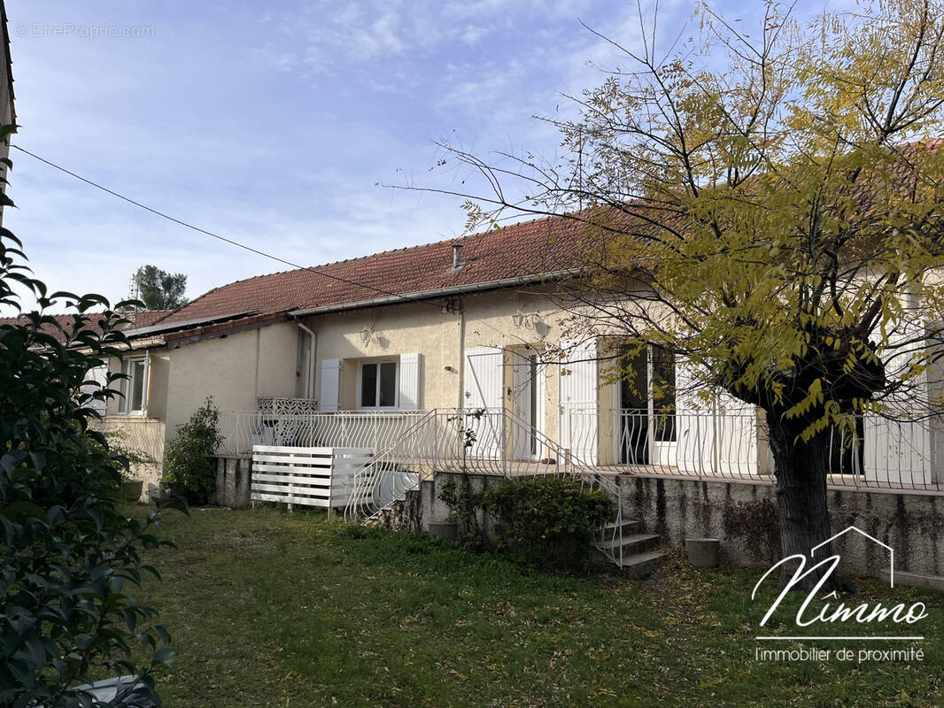 Maison à NIMES