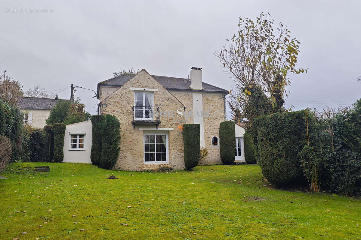 Maison à LUZARCHES