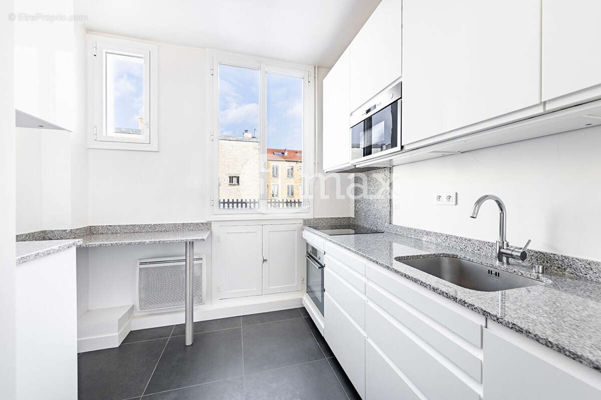 Appartement à LEVALLOIS-PERRET