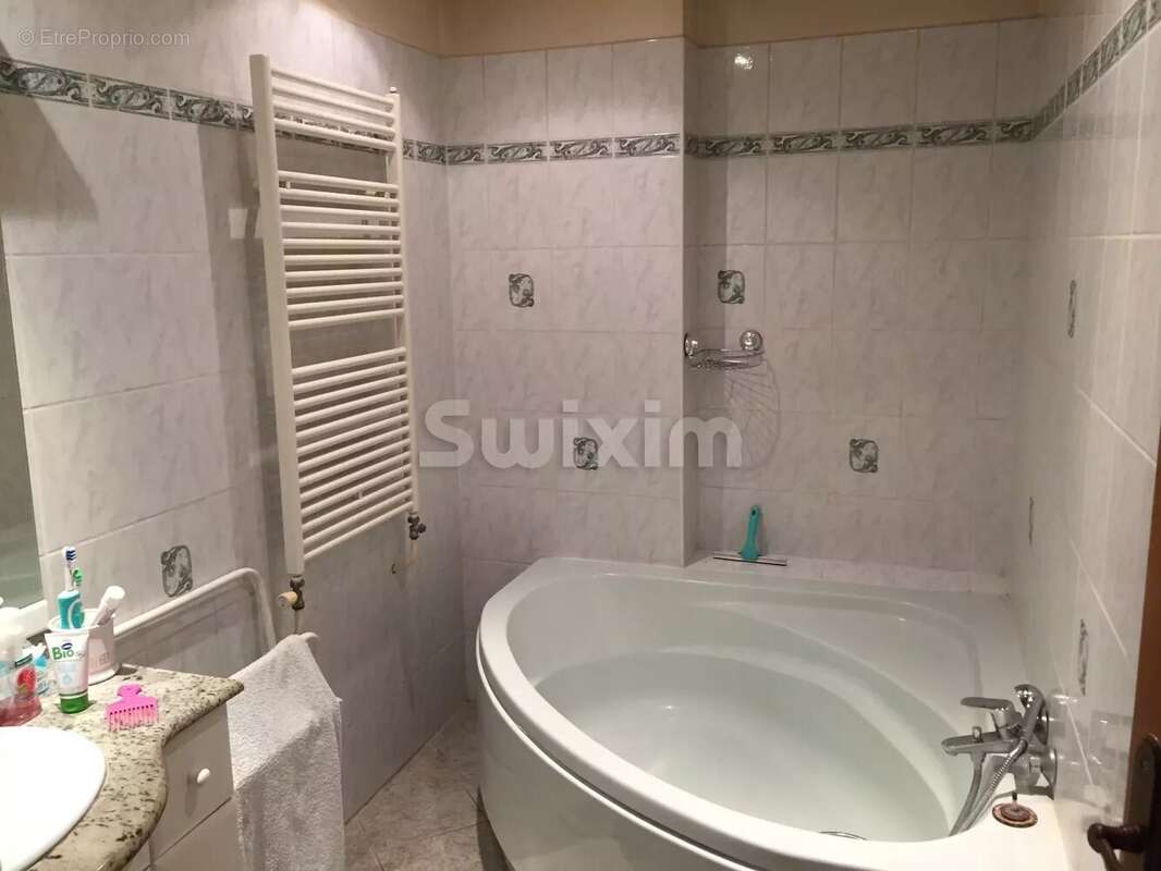 Appartement à AIX-LES-BAINS