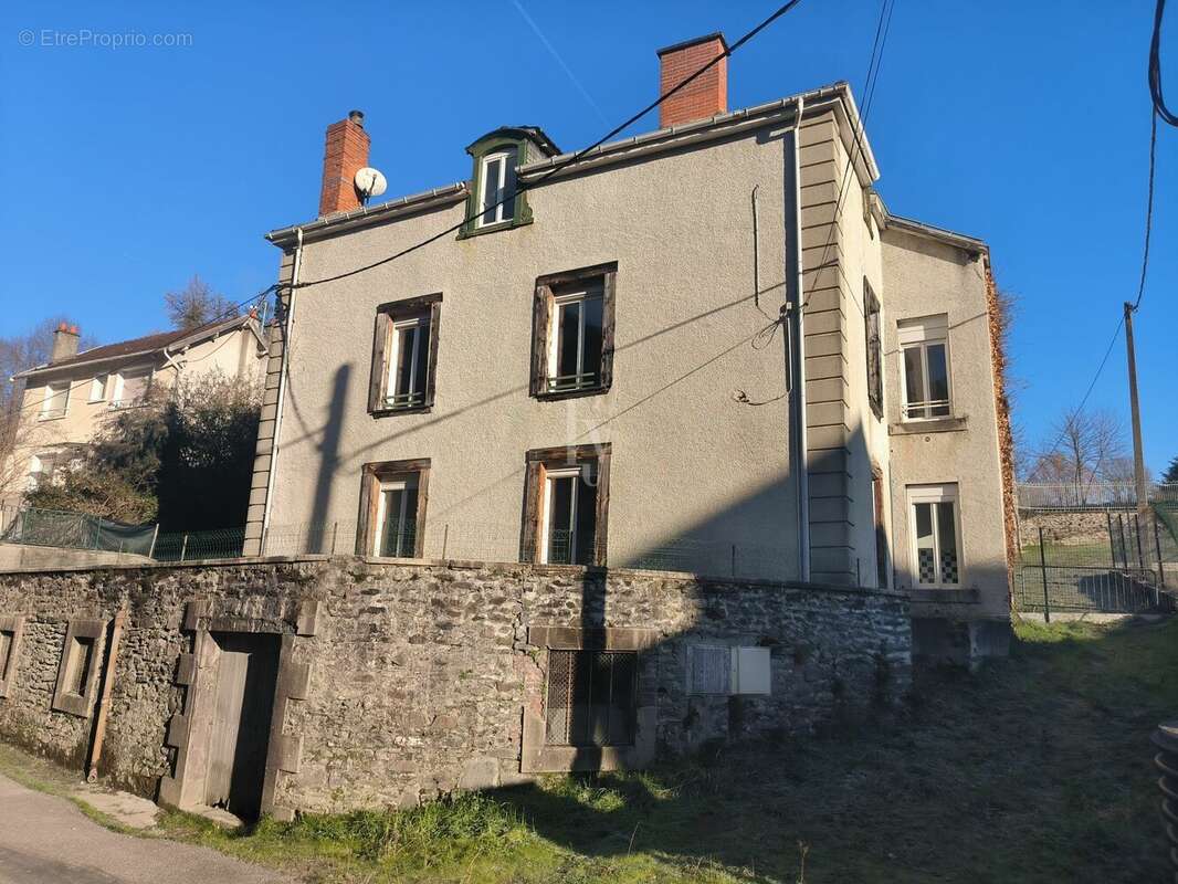 Appartement à SAINT-JUNIEN