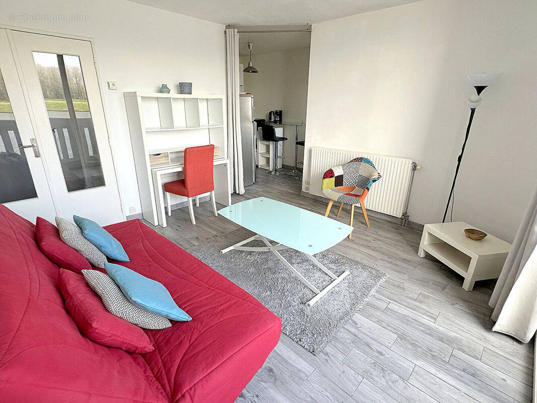 Appartement à MONTIGNY-LE-BRETONNEUX