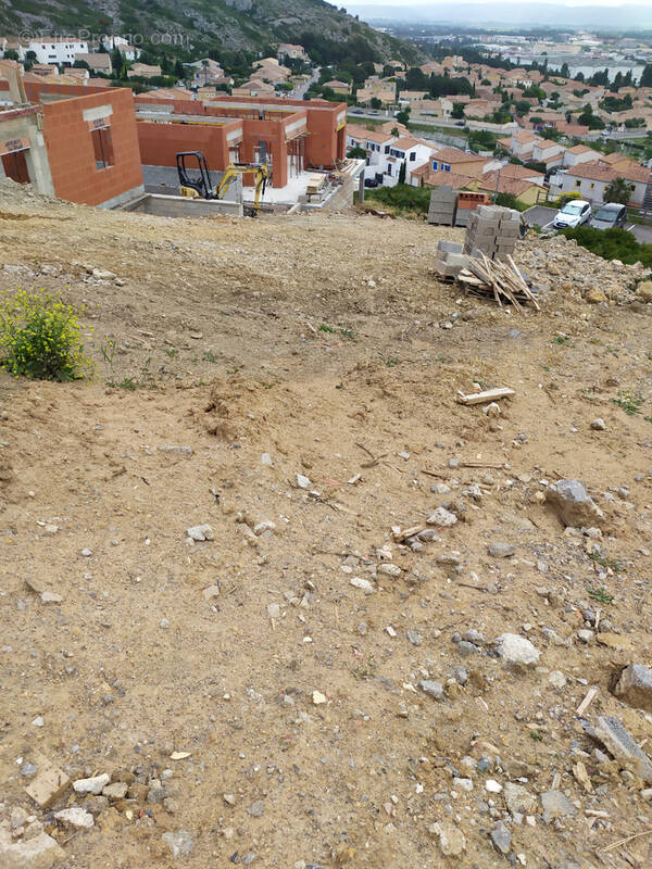 Terrain à NARBONNE