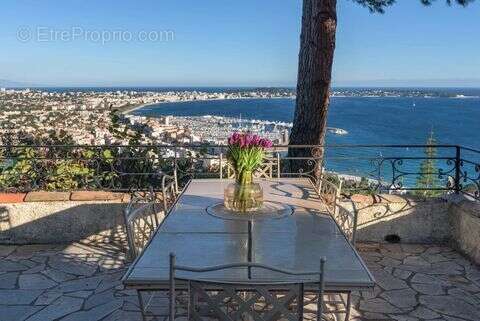 Maison à CANNES