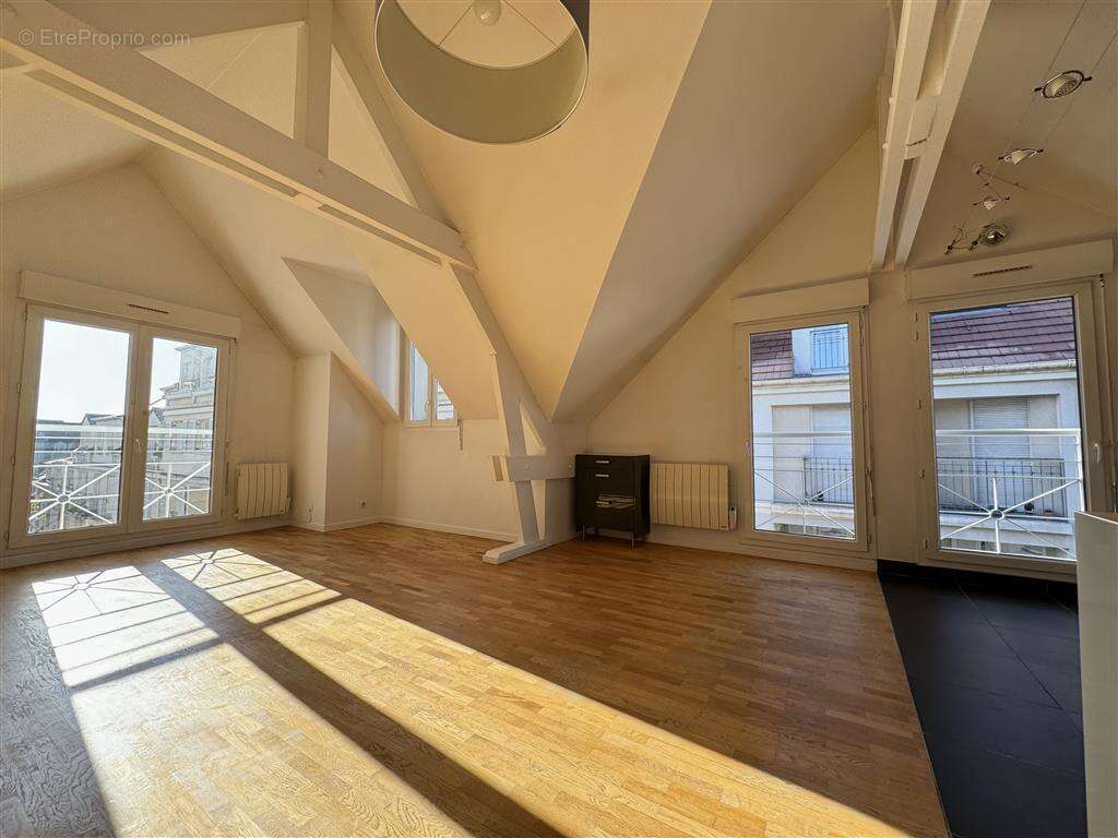 Appartement à VILLIERS-SUR-MARNE