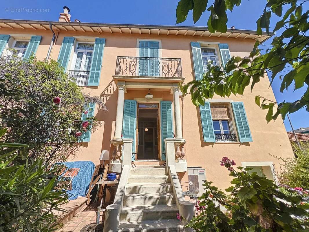 Maison à CANNES